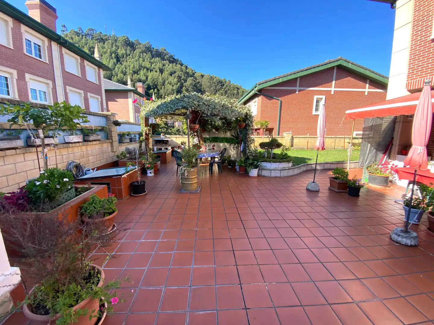 Casa amb terrassa en venda a Avenida de Chinchapapa, imagen 3