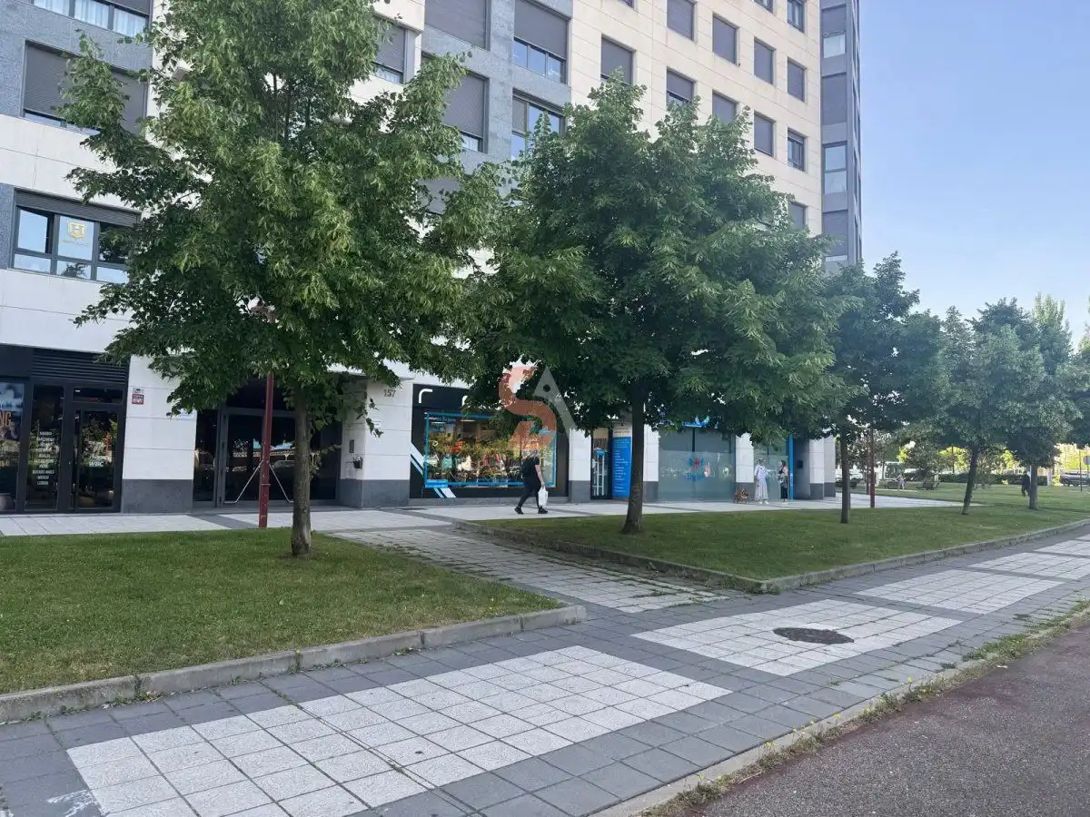 Außenansicht von Wohnung zur Miete in Valladolid mit Heizung, Möbliert und Gemeinschaftspool
