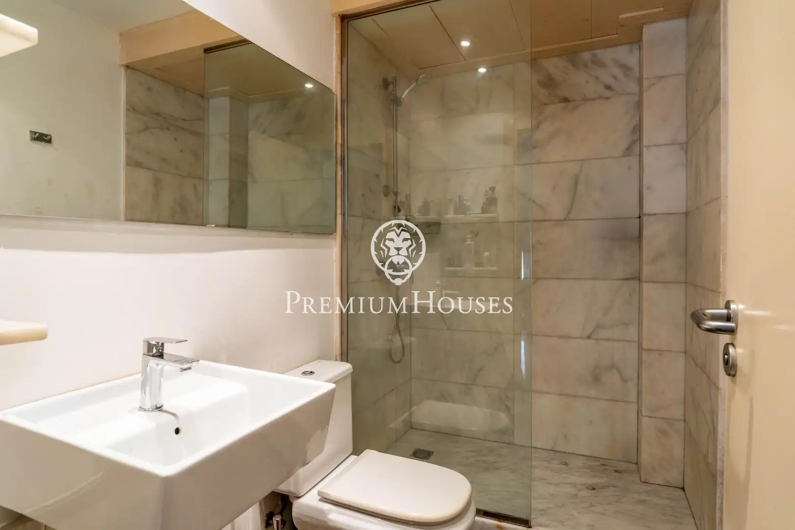 Baño de Casa o chalet en venta en Tarragona con Aire acondicionado, Calefacción y Parquet