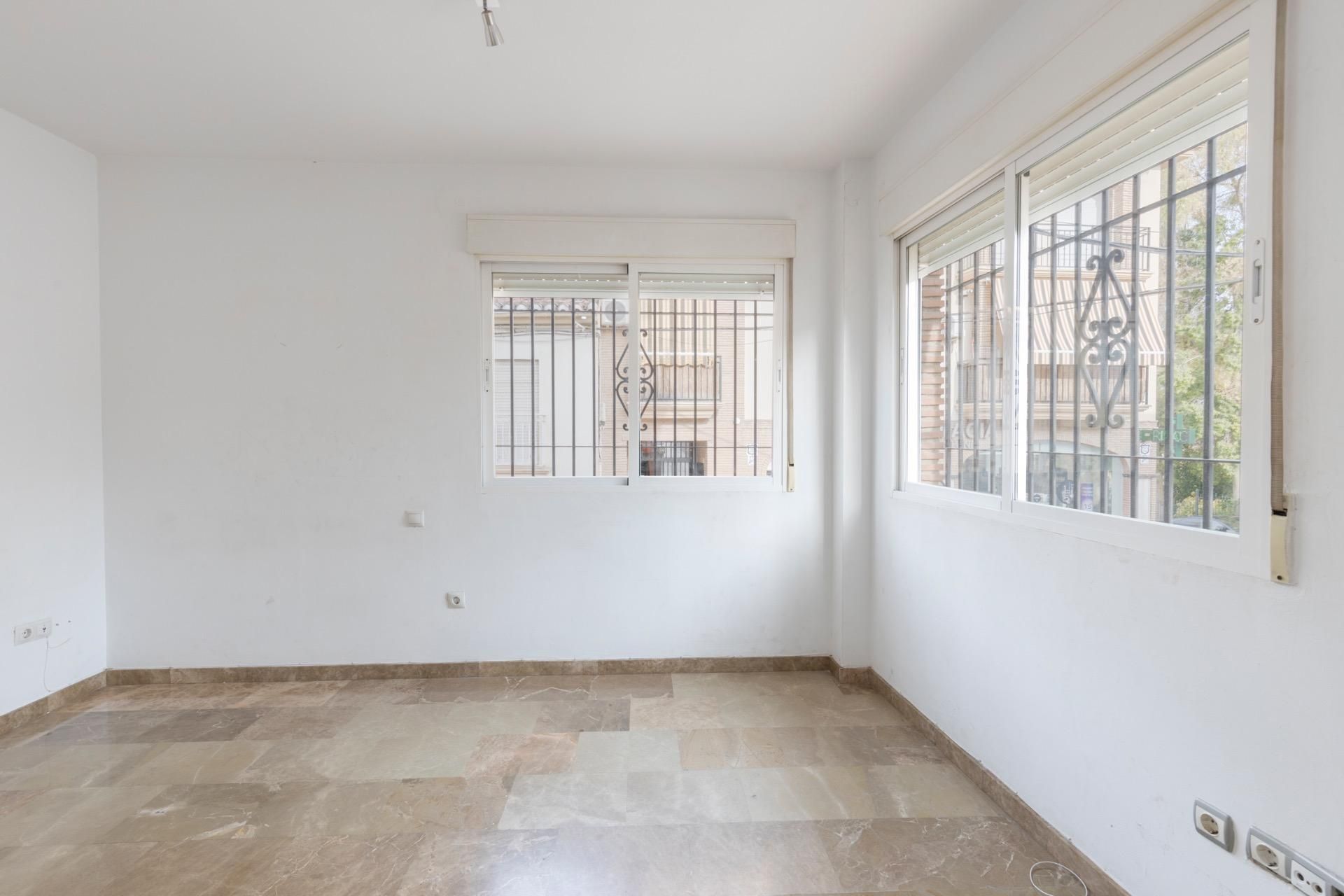 Bedroom of Flat for sale in La Zubia