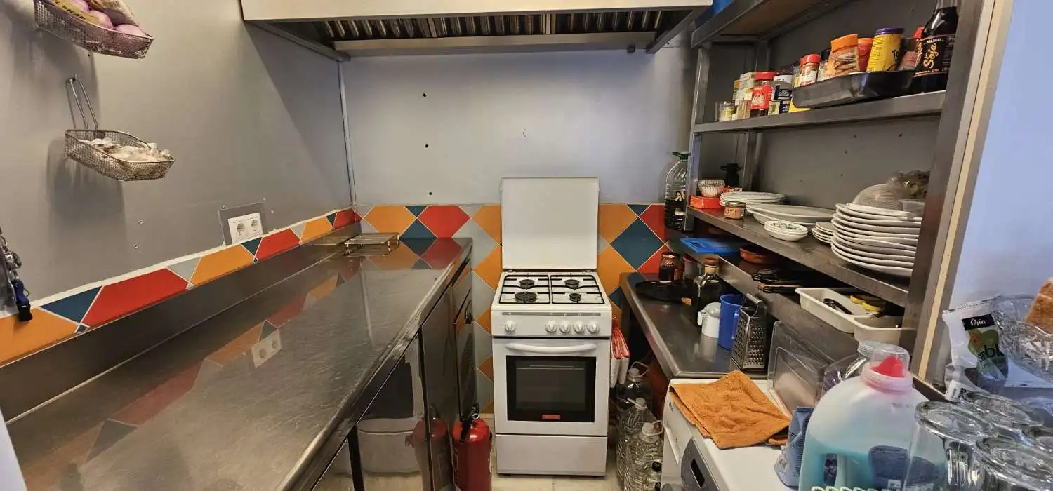 Cuina de Apartament en venda en Fuengirola amb Aire condicionat, Calefacció i Moblat