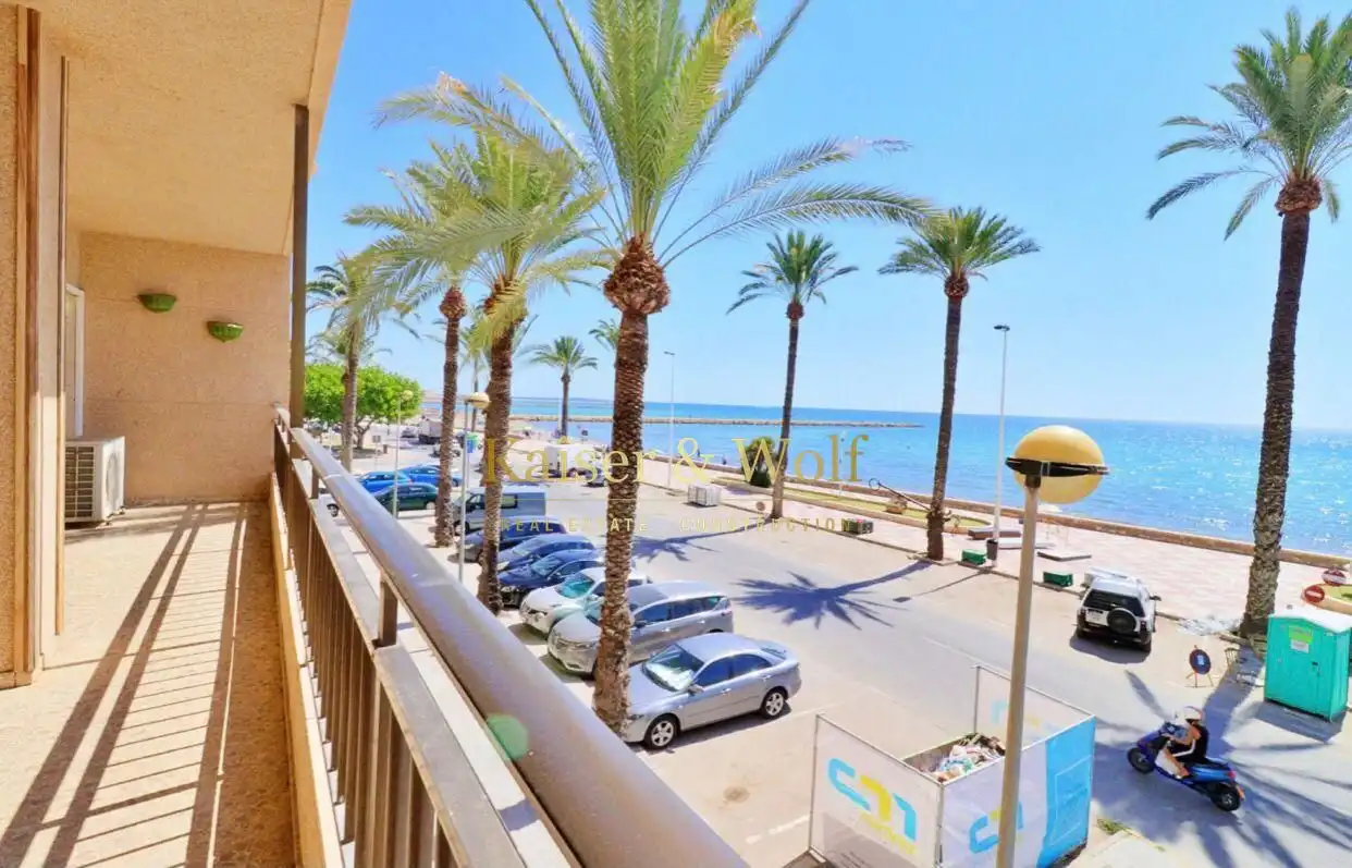 Flat for rent in Santa Pola  with Air Conditioner, Terrace and Furnished