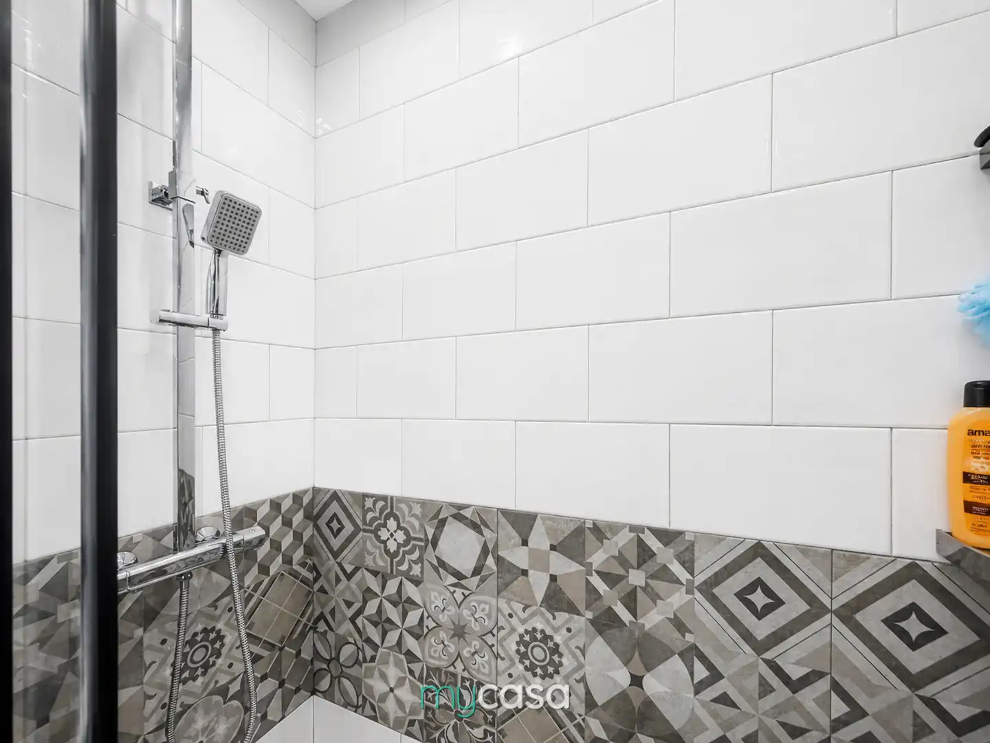 Badezimmer von Dachboden zum Verkauf in El Prat de Llobregat mit Klimaanlage, Heizung und Parkett