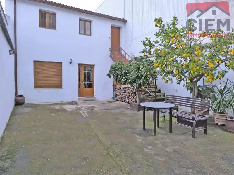 Jardín de Casa o chalet en venta en Miajadas