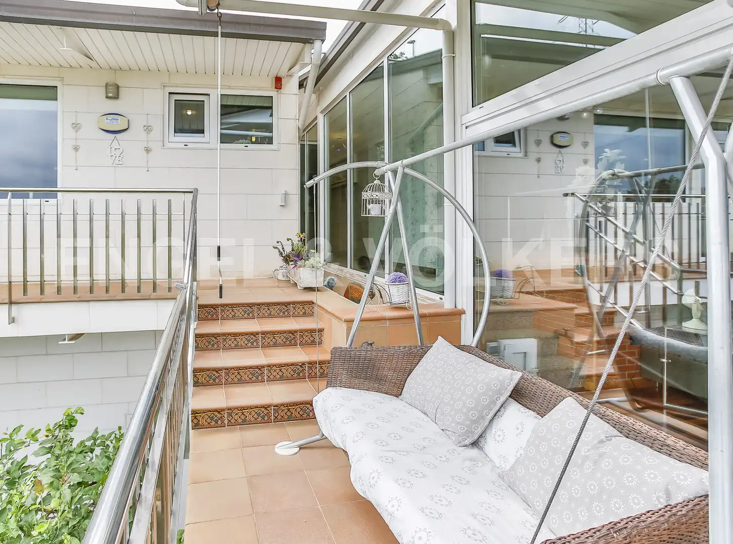 Terraza de Casa o chalet en venta en Santa Coloma de Cervelló con Calefacción, Jardín privado y Parquet