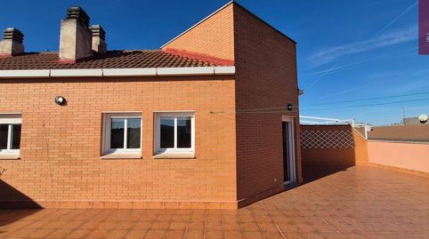 DÚPLEX ÚNICO CON IMPRESIONANTE TERRAZA EN NUEVO CÁCERES