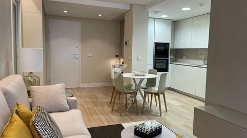 Foto 3 de Apartament de lloguer a Paulino Caballero, 1º Ensanche, Pamplona / Iruña
