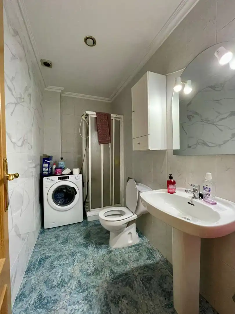 Baño de Casa o chalet en venta en Valdepeñas con Aire acondicionado, Calefacción y Terraza