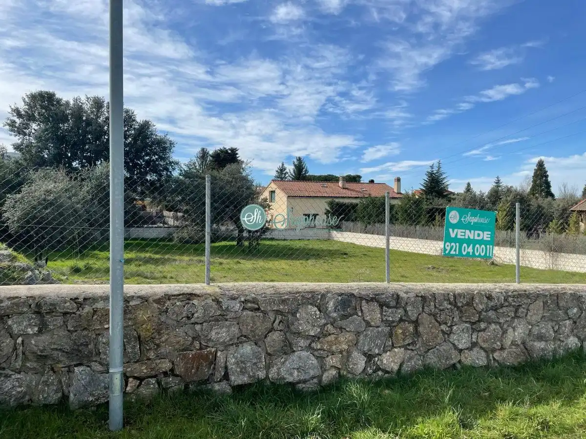 Terrenys i solars en venda a Navas de Riofrío, imagen 2