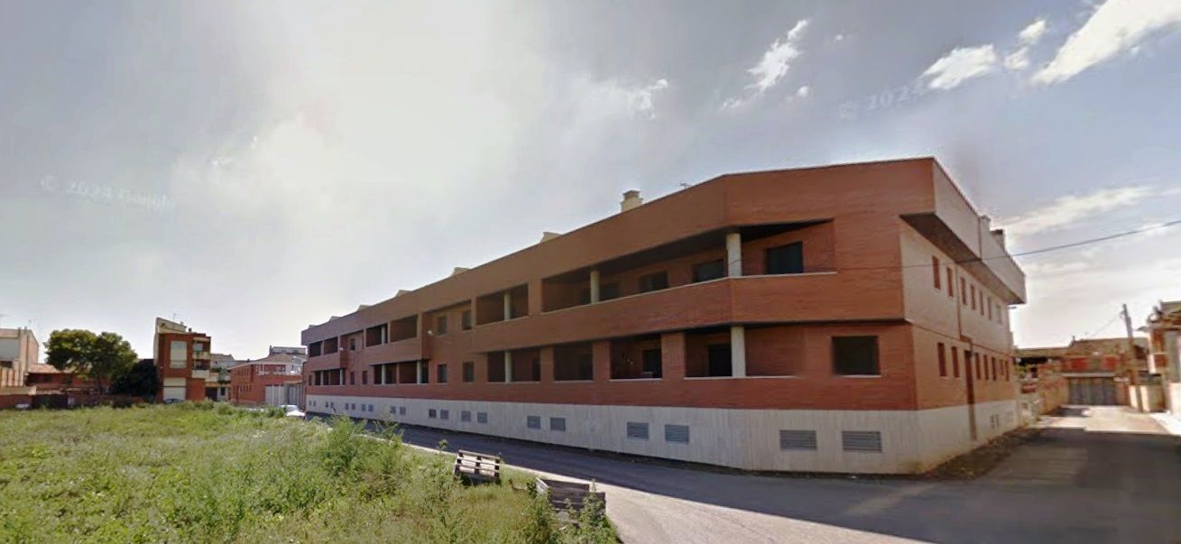 Exterior view of Building for sale in Torrelameu