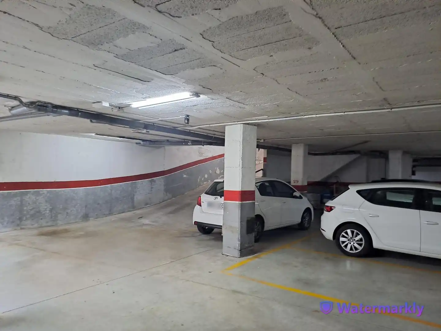 Einzelparkplatz zum Verkauf in Carrer de les Tres Creus, imagen 4