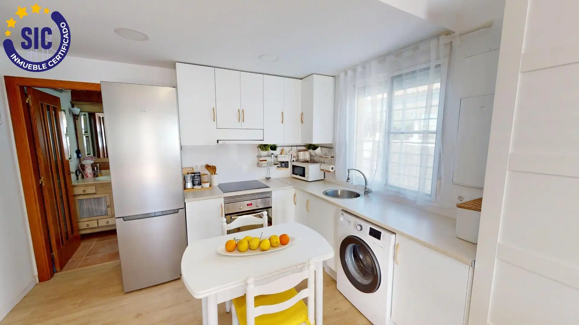 Cuina de Casa o xalet en venda en Benicasim / Benicàssim amb Aire condicionat, Jardí privat i Parquet