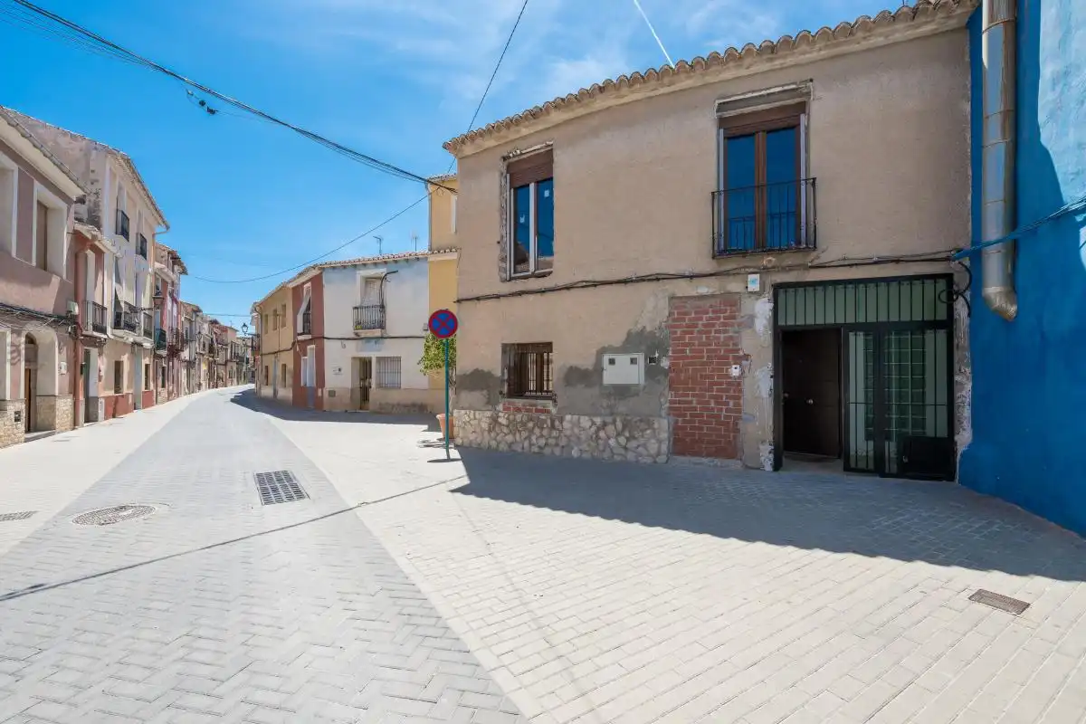 Vista exterior de Casa adosada en venta en Mutxamel con Aire acondicionado, Calefacción y Terraza