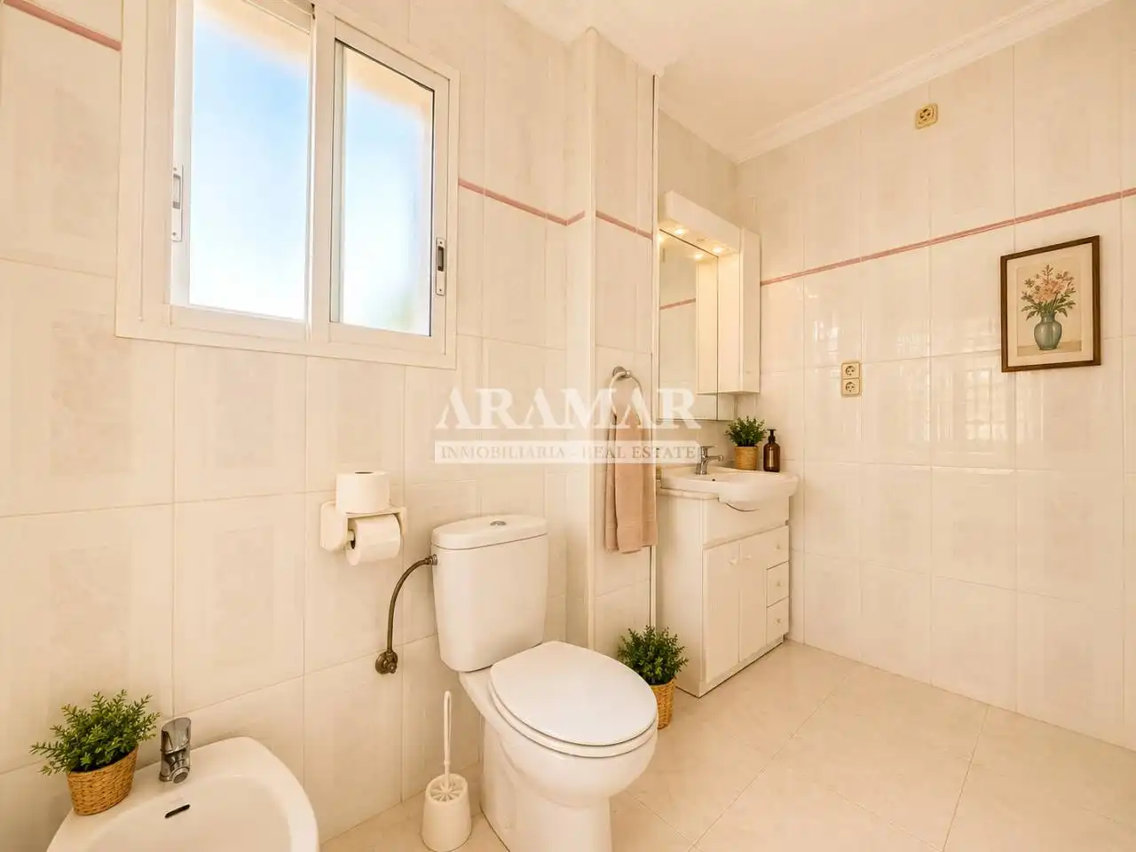 Baño de Casa o chalet en venta en Oliva con Jardín privado