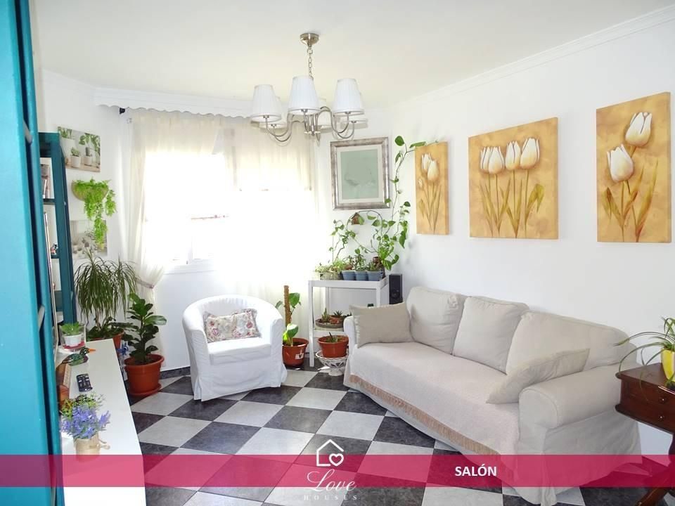 Sala de estar de Piso en venta en  Cádiz Capital