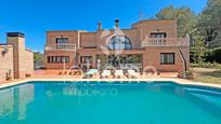 Exterior view of House or chalet for sale in Paterna  with Heating, Private garden and Parquet flooring