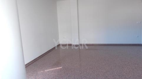Foto 2 de Piso en venta en Castalla, Alicante