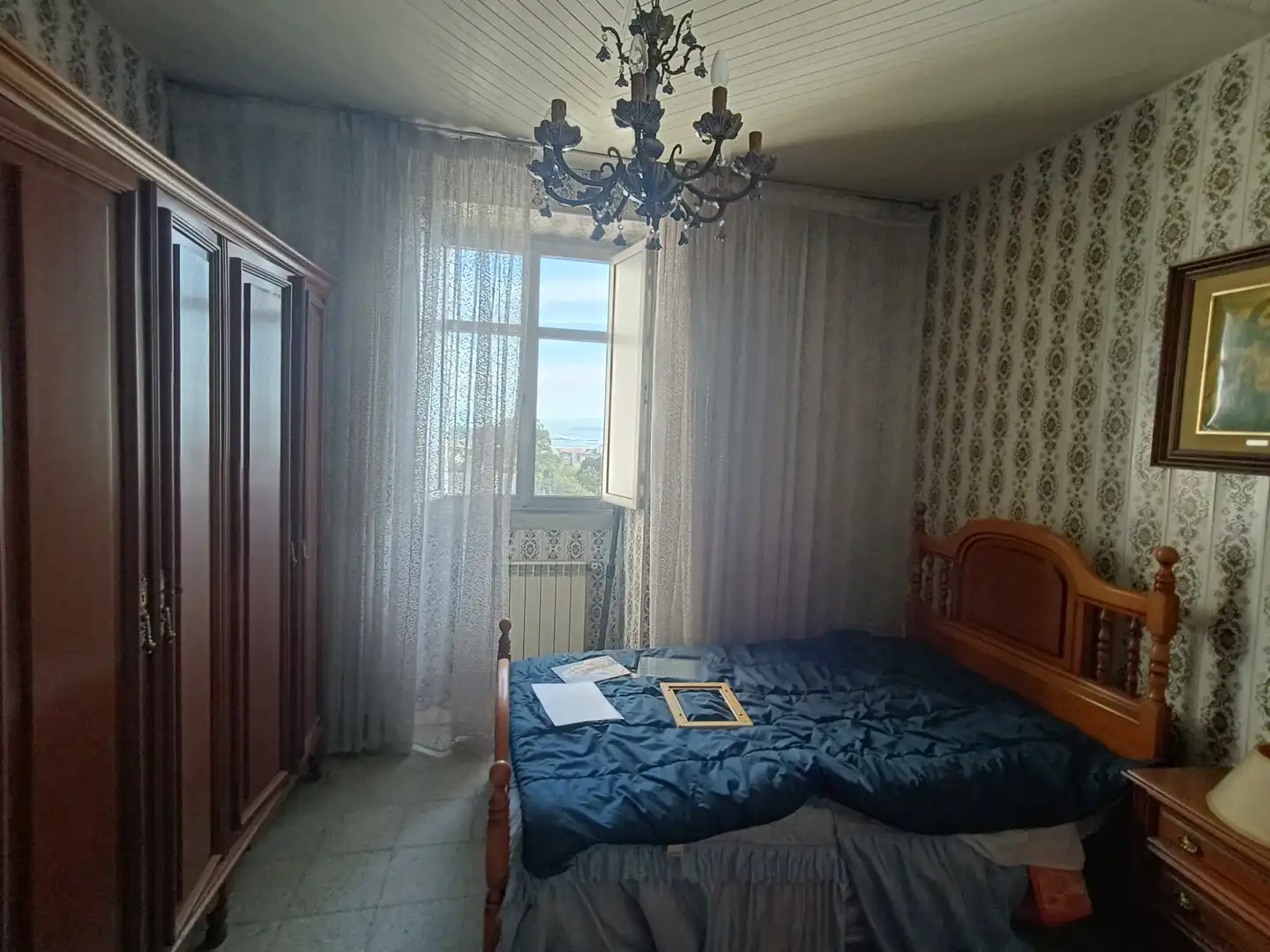 Schlafzimmer von Einfamilien-Reihenhaus zum Verkauf in Ribeira mit Heizung und Privatgarten