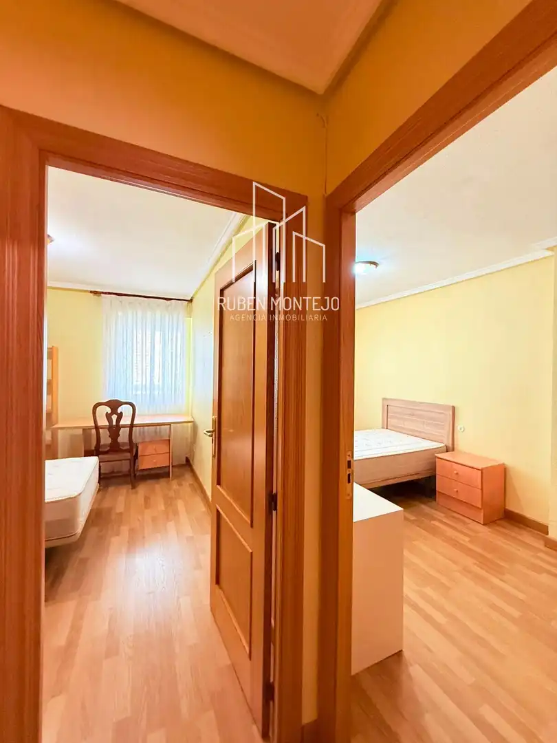 Habitación de Piso de alquiler en Salamanca con Calefacción, Terraza y Horno