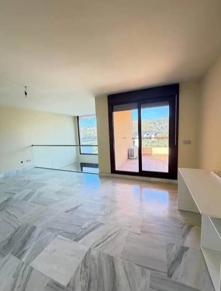 Apartamento con piscina en venta en Los Flamingos, imagen 13