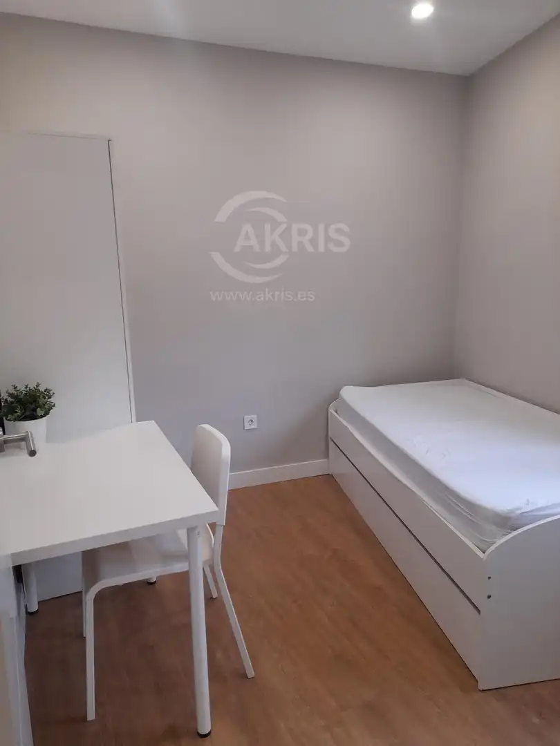 Bedroom of Flat for sale in Toledo  with Heating