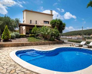 Piscina de Casa o xalet en venda en Avinyonet del Penedès amb Calefacció, Jardí privat i Terrassa