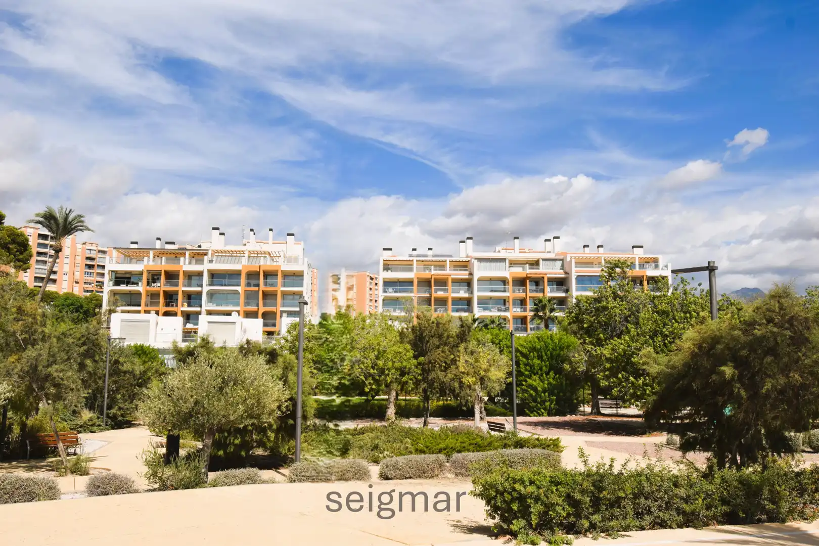 Vista exterior de Ático en venta en Villajoyosa / La Vila Joiosa con Aire acondicionado, Calefacción y Terraza