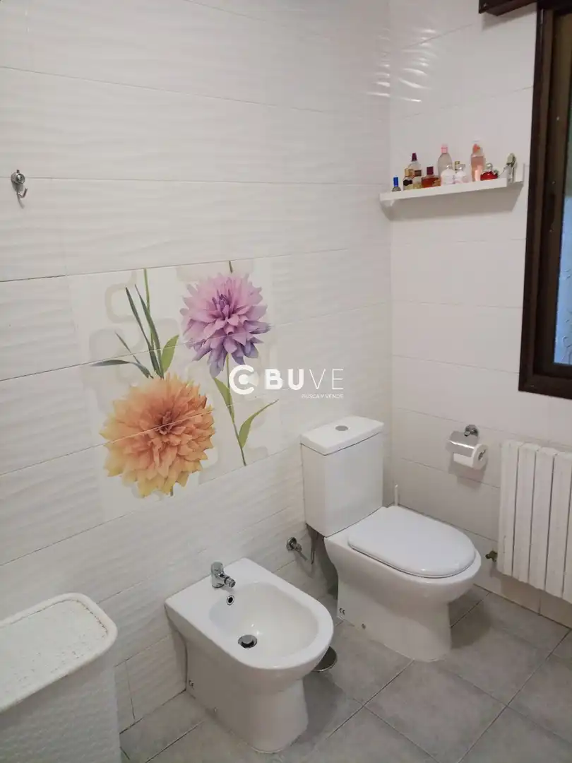 Baño de Casa o chalet en venta en Moraña con Calefacción, Jardín privado y Parquet