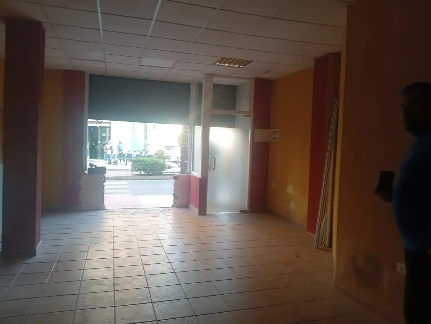 Local comercial en venta en Avenida de las Marinas, imagen 2