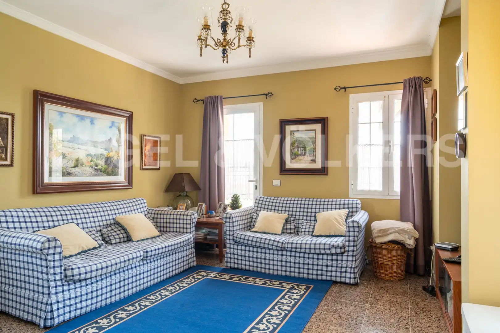Sala d'estar de Casa o xalet en venda en Santa Brígida amb Calefacció, Jardí privat i Moblat