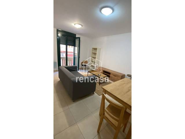 Piso en Alquiler en Calle Comerç en Rambla Ferran