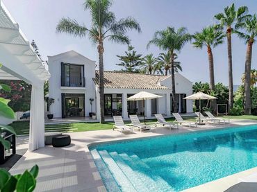 Casa amb piscina de lloguer a Nueva Andalucía