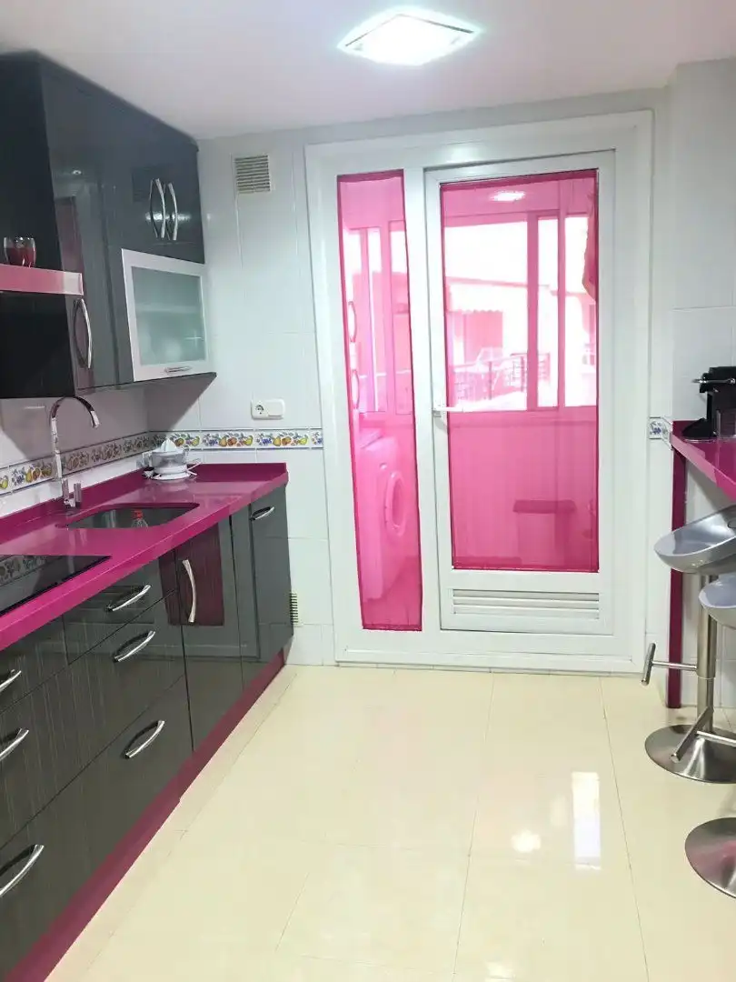 Kitchen of Flat for rent in Algeciras  with Air Conditioner and Furnished