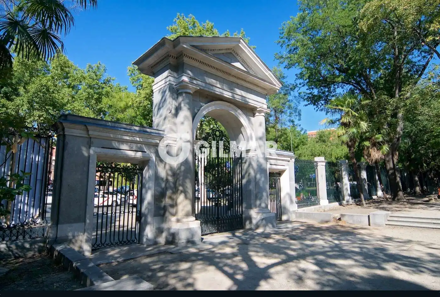 Vista exterior de Dúplex en venta en Madrid con Calefacción