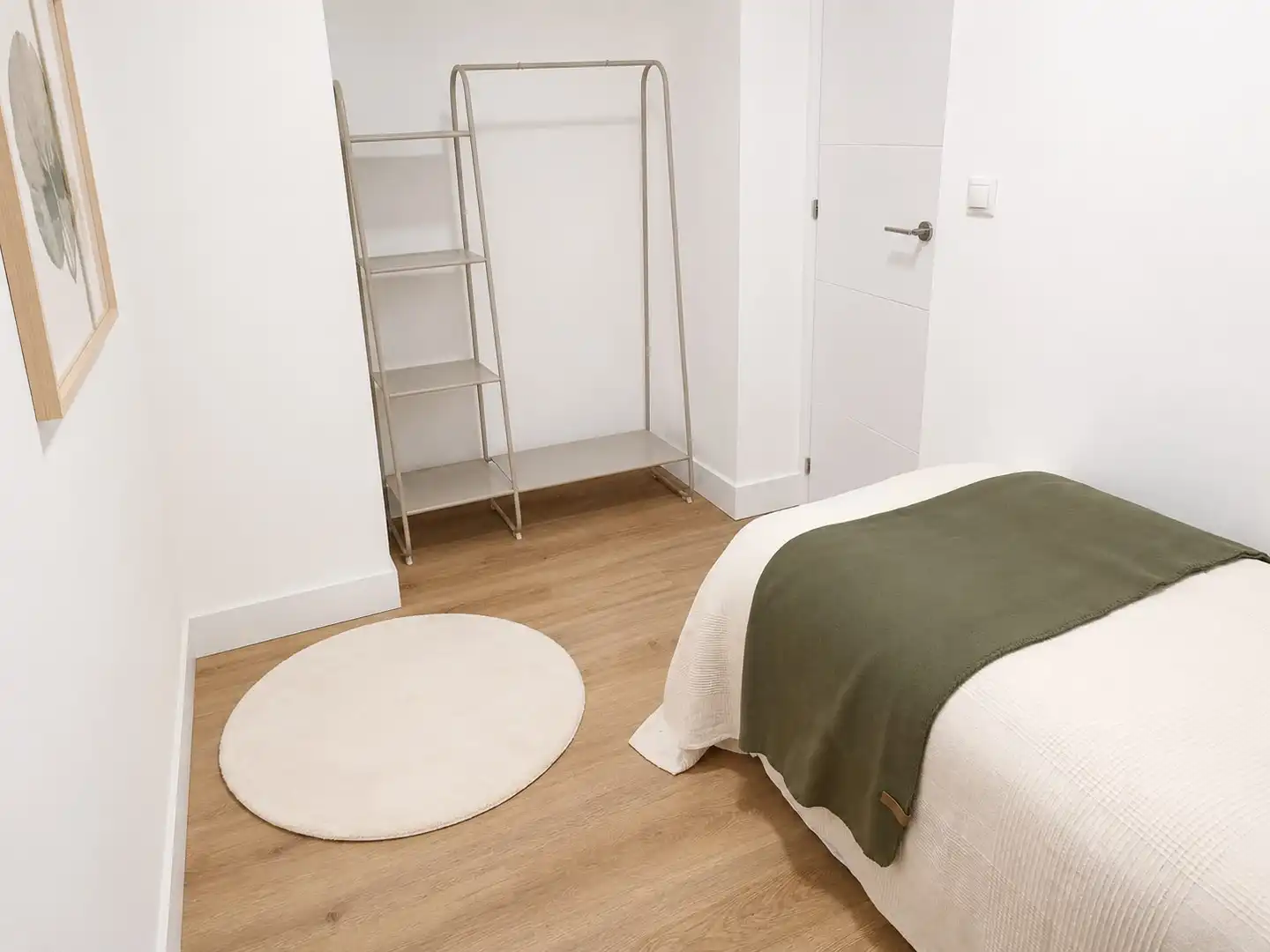 Bedroom of Ground floor for sale in Madrid