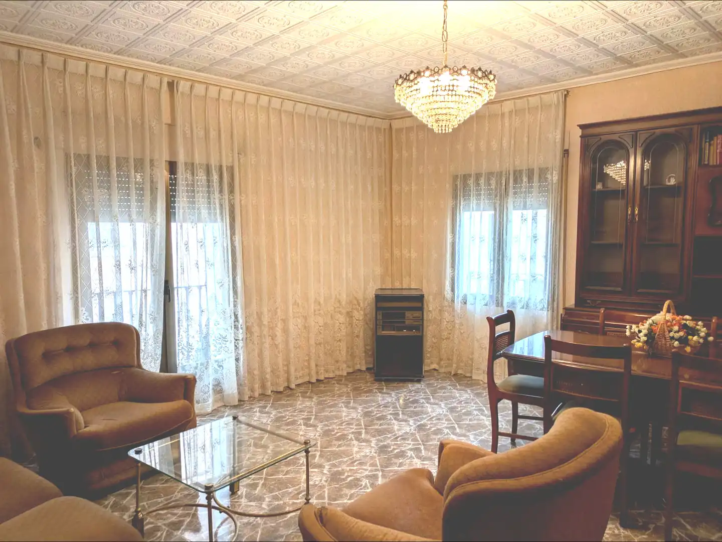 Living room of Houses for sale in Quinto  with Balcony