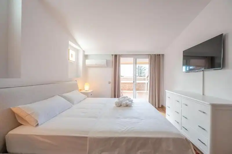 Bedroom of Houses for rent in Estepona  with Air Conditioner, Private garden and Terrace