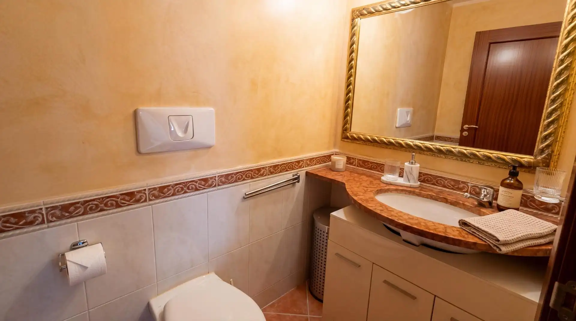 Baño de Apartamento en venta en Roquetas de Mar con Aire acondicionado, Calefacción y Terraza