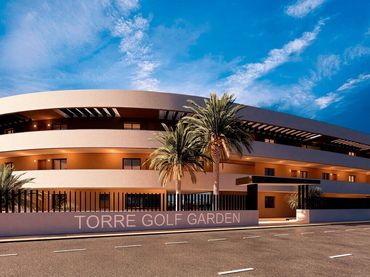 Àtic amb balcó en venda a Serena Golf