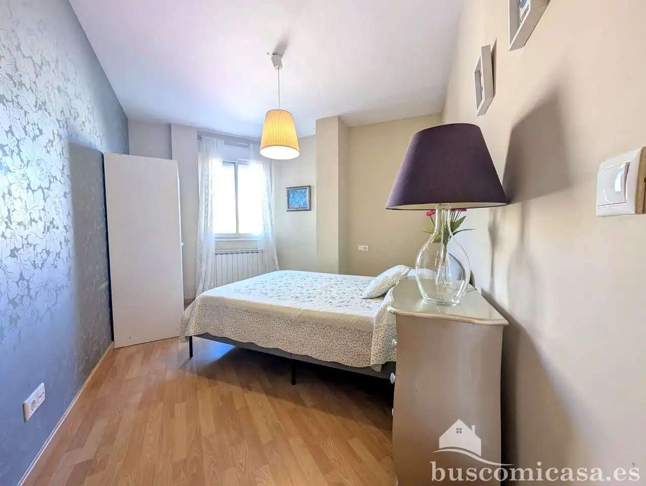 Habitación de Dúplex en venta en Linares con Aire acondicionado y Calefacción