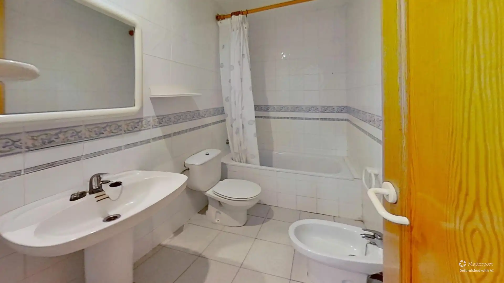 Badezimmer von Wohnungen zum Verkauf in Vinaròs mit Privatgarten, Terrasse und Möbliert