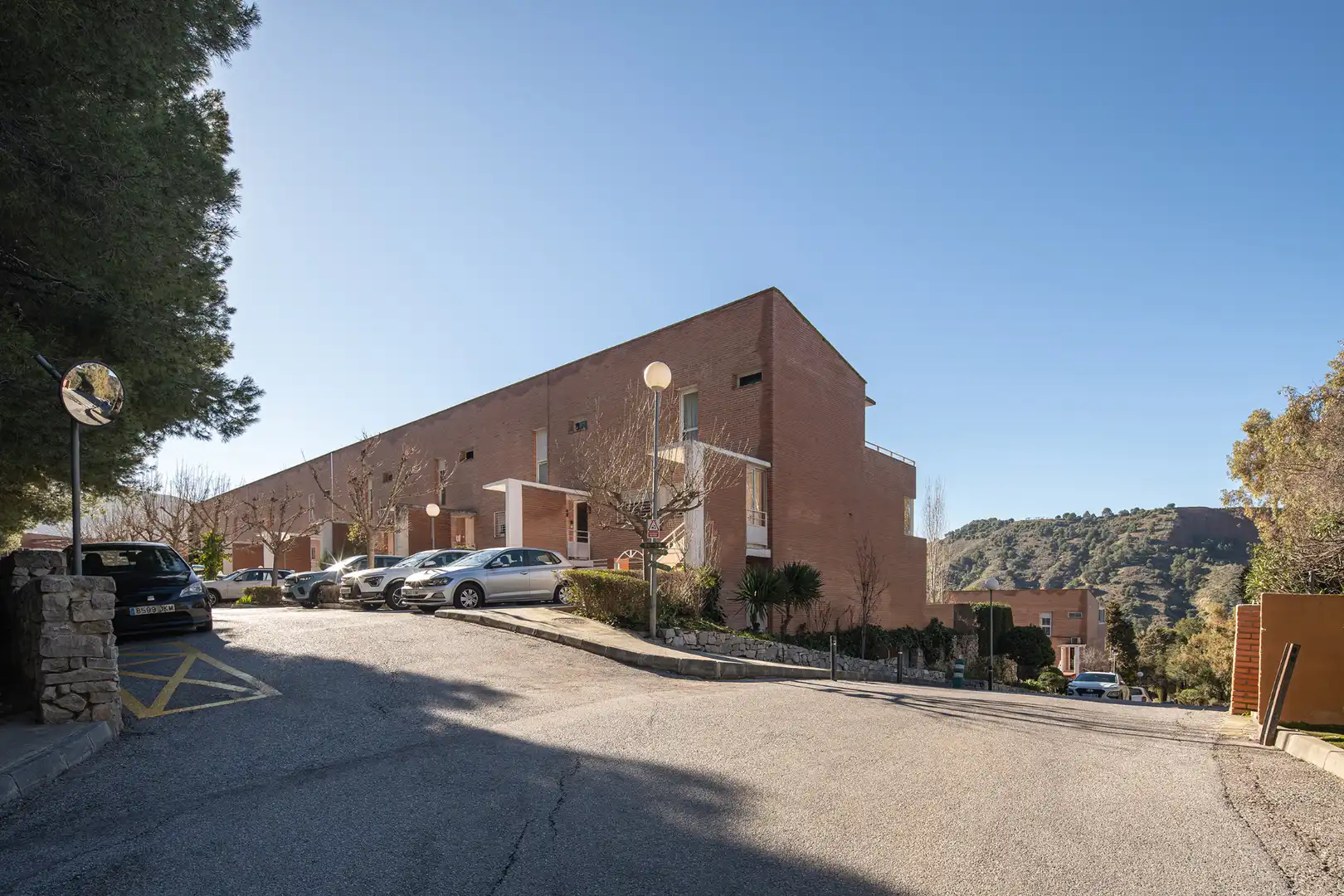 Vista exterior de Ático en venta en Cenes de la Vega con Aire acondicionado, Calefacción y Terraza