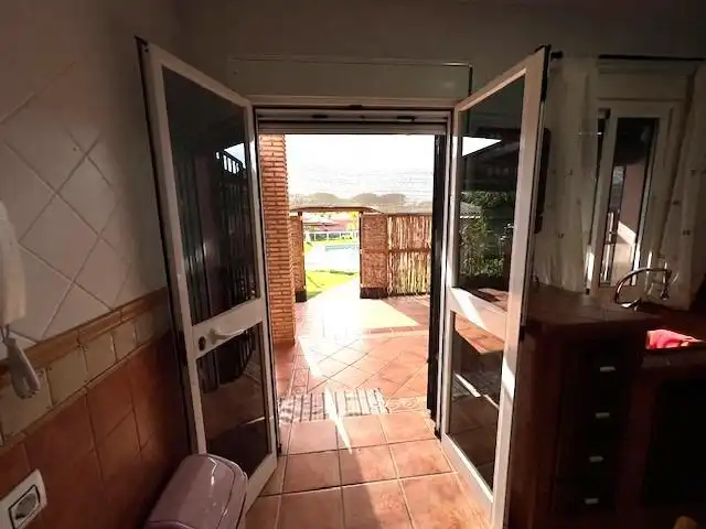 Houses for sale in Chiclana de la Frontera  with Air Conditioner, Private garden and Terrace