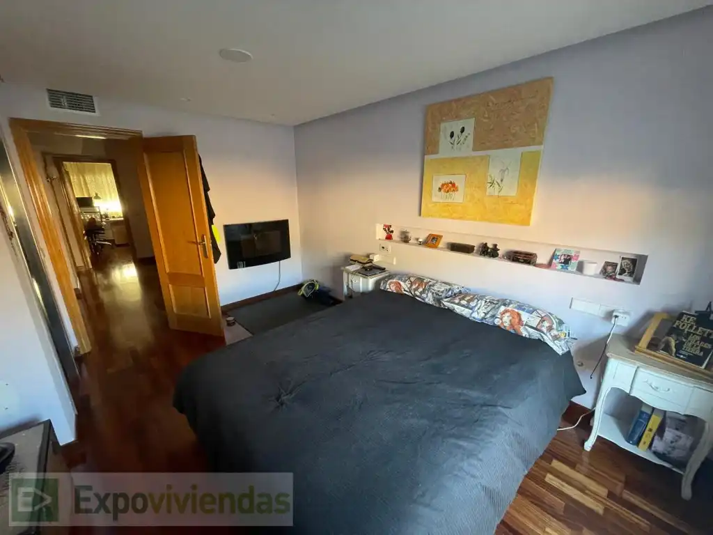 Habitación de Casa adosada en venta en Murcia