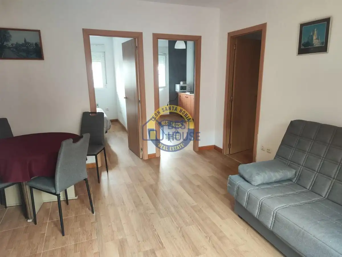 Apartament en venda en Villaquilambre amb Parquet i Moblat