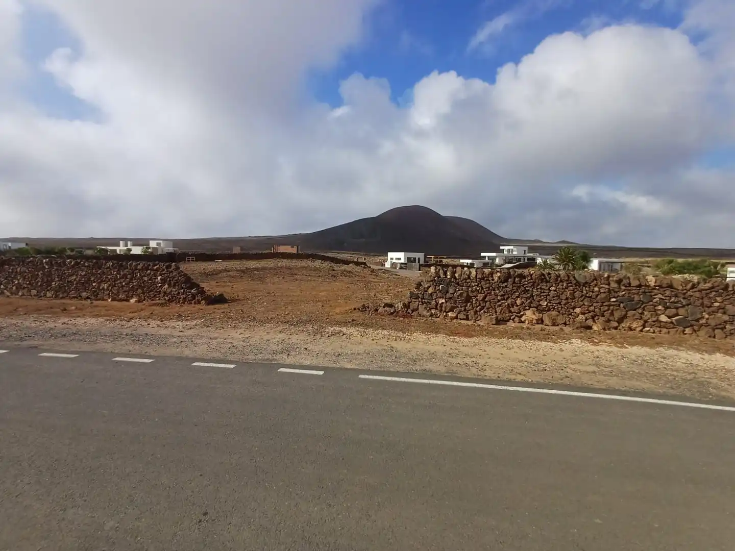 Exterior view of Residential for sale in La Oliva