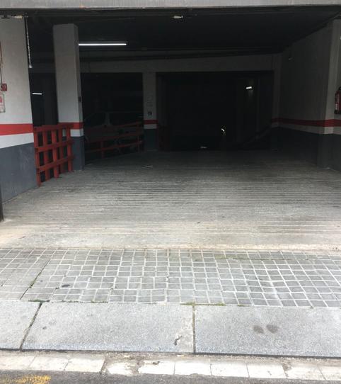 Foto 2 de Garatge de lloguer a Carrer Dels Arítjols, 37, La Prosperitat,  Barcelona Capital