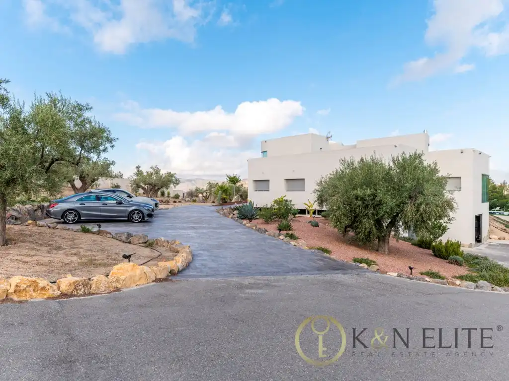 Exterior view of Houses for sale in Petrer  with Air Conditioner, Private garden and Swimming Pool