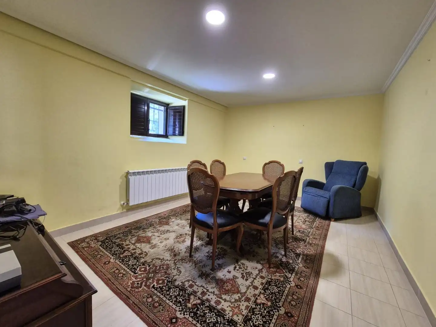 Casa adosada en venta en Valle de Mena con Calefacción, Amueblado y Balcón