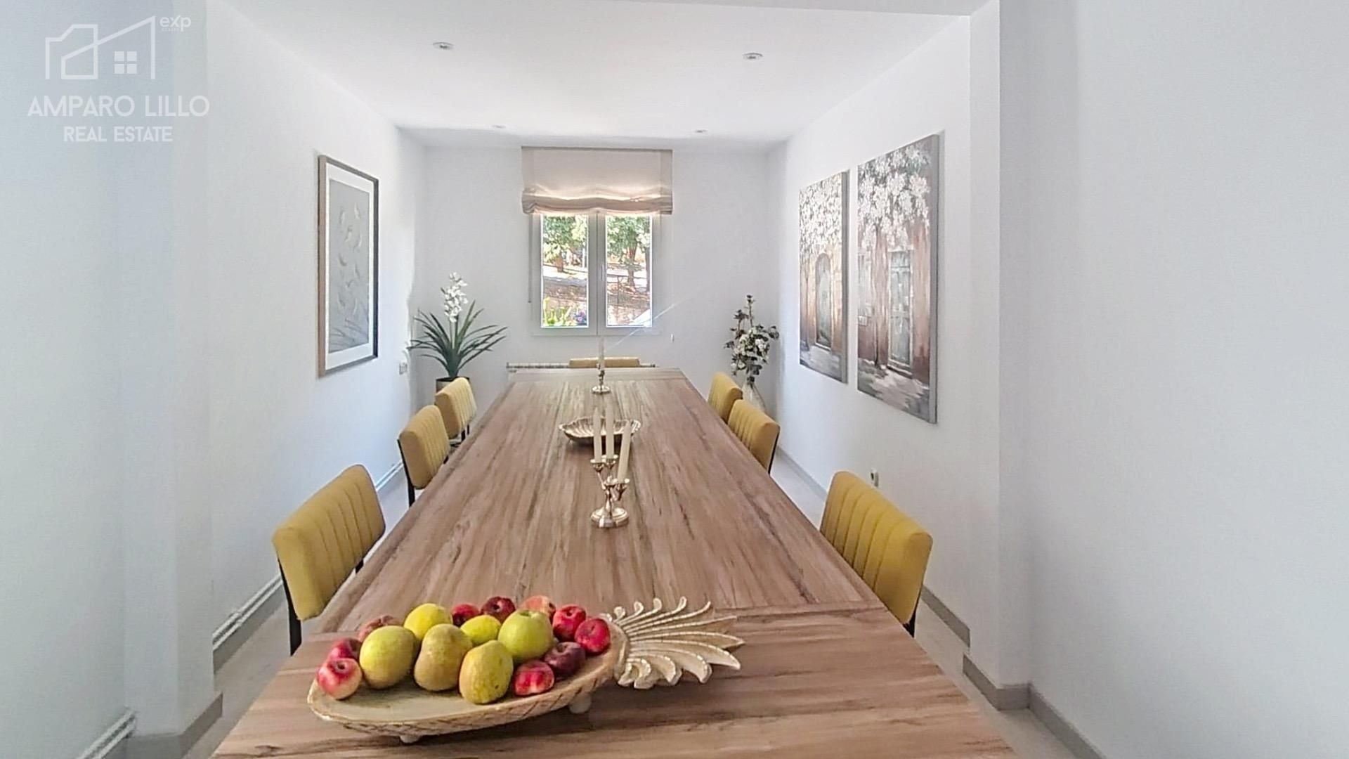 Comedor de Casa o chalet en venta en Santiago de Compostela  con Calefacción, Jardín privado y Terraza